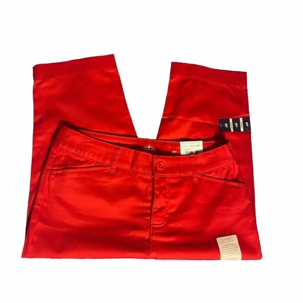 NWT St. John’s Bay Red Capri Pants Size 8P